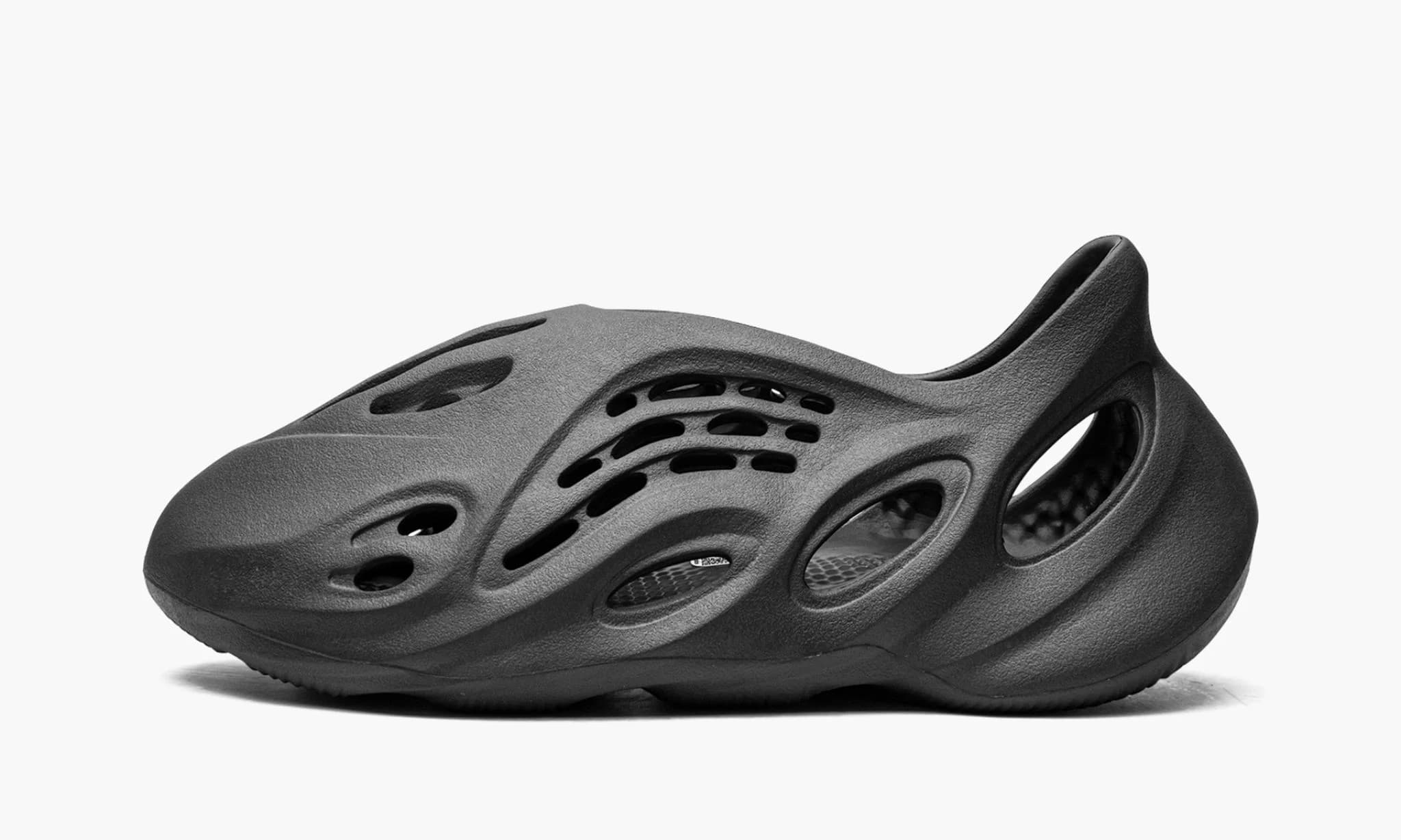 ADIDAS YEEZY FOAM RUNNER "Onyx"