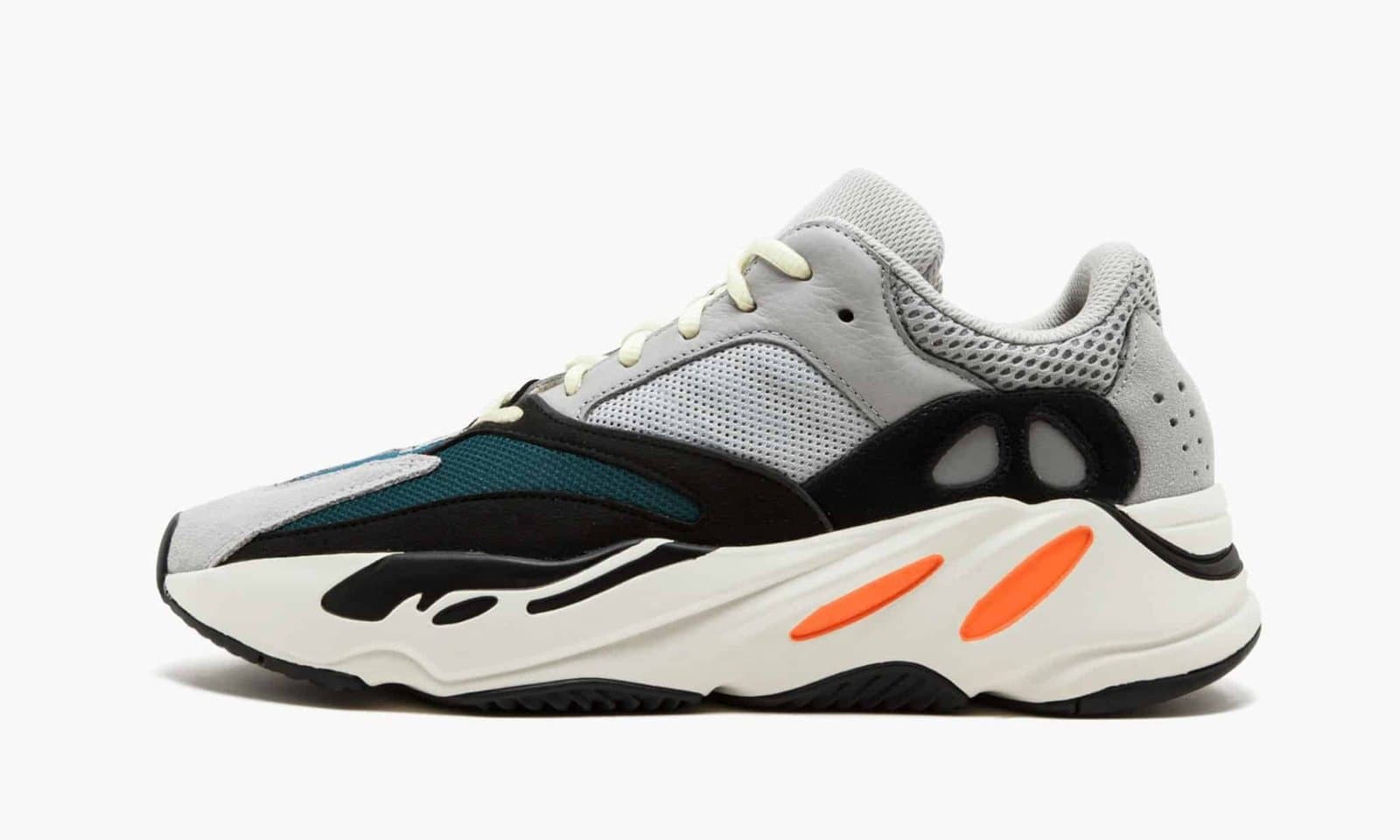 ADIDAS YEEZY BOOST 700 "Wave Runner"
