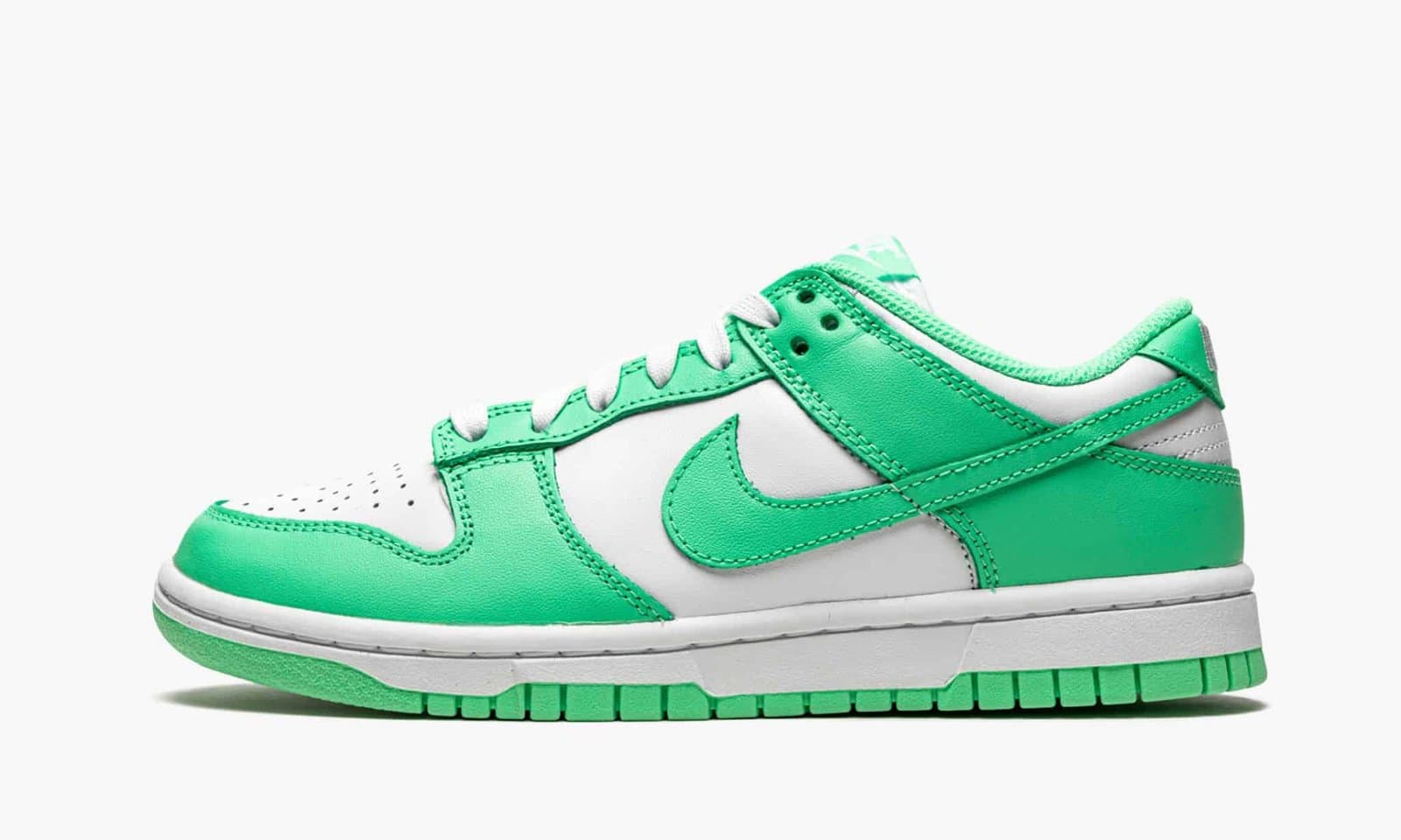 NIKE DUNK LOW WMNS "Green Glow"